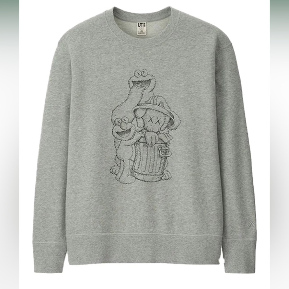 UNIQLO KAWS SESAME STREET SWEATER